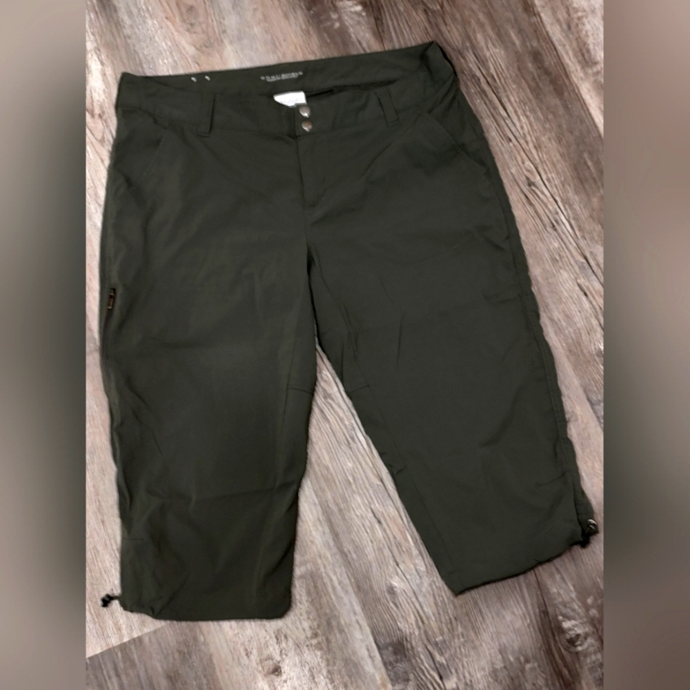 Women's Columbia Athletic Capris